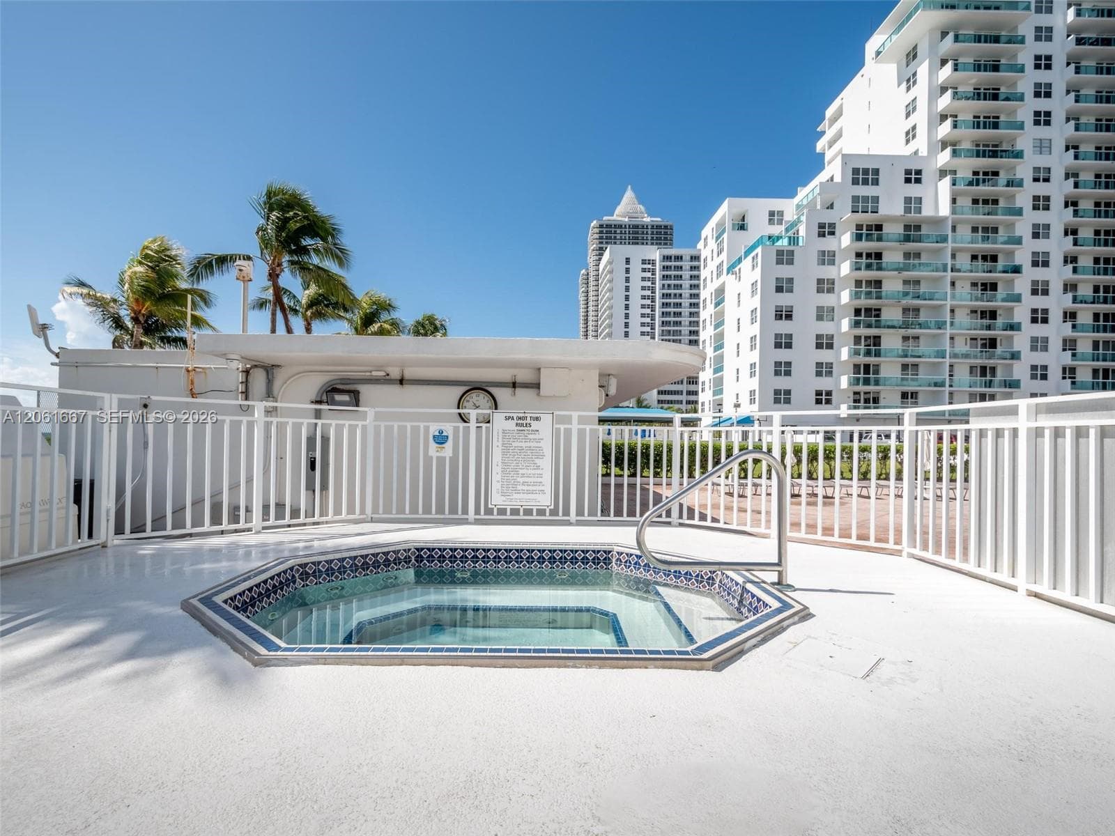 5005 Collins Ave 1506 photo 14