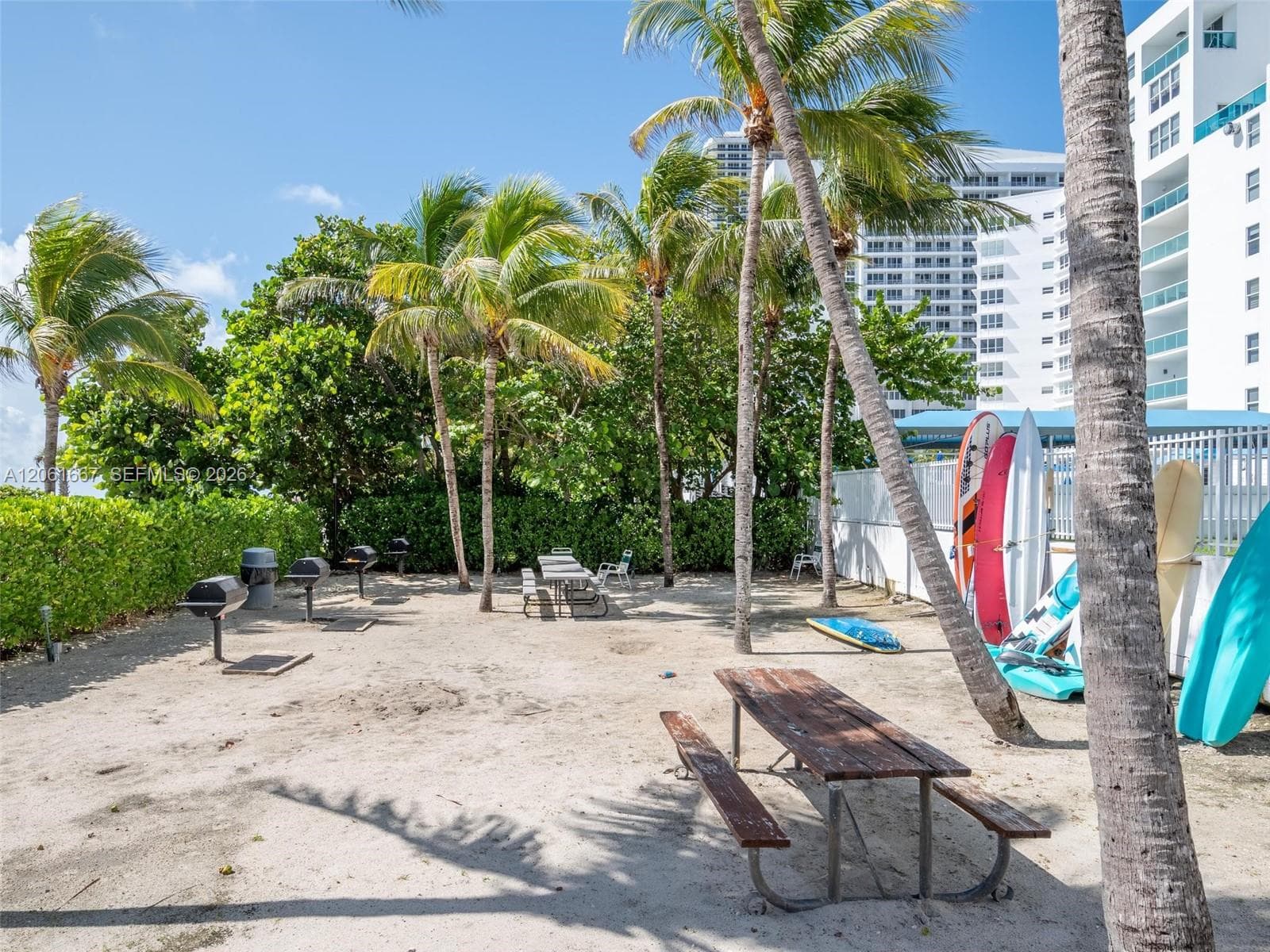 5005 Collins Ave 1506 photo 18