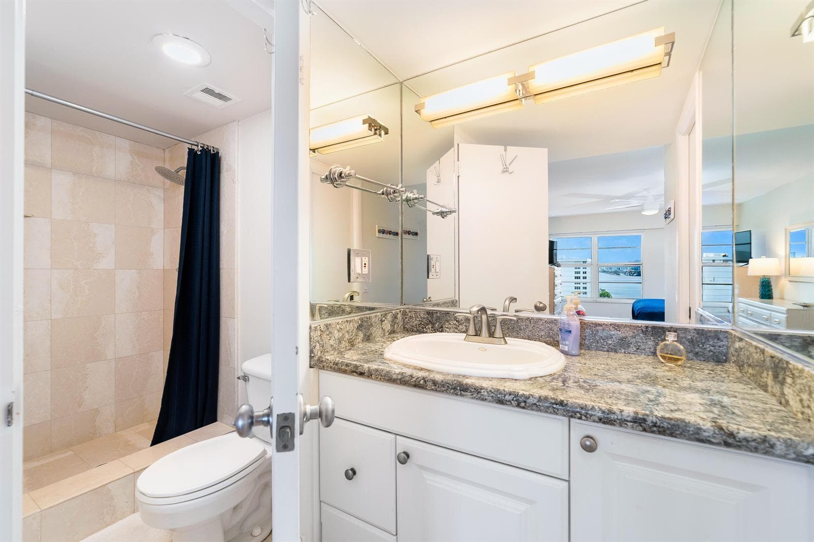5100 Dupont Boulevard 10N photo 14