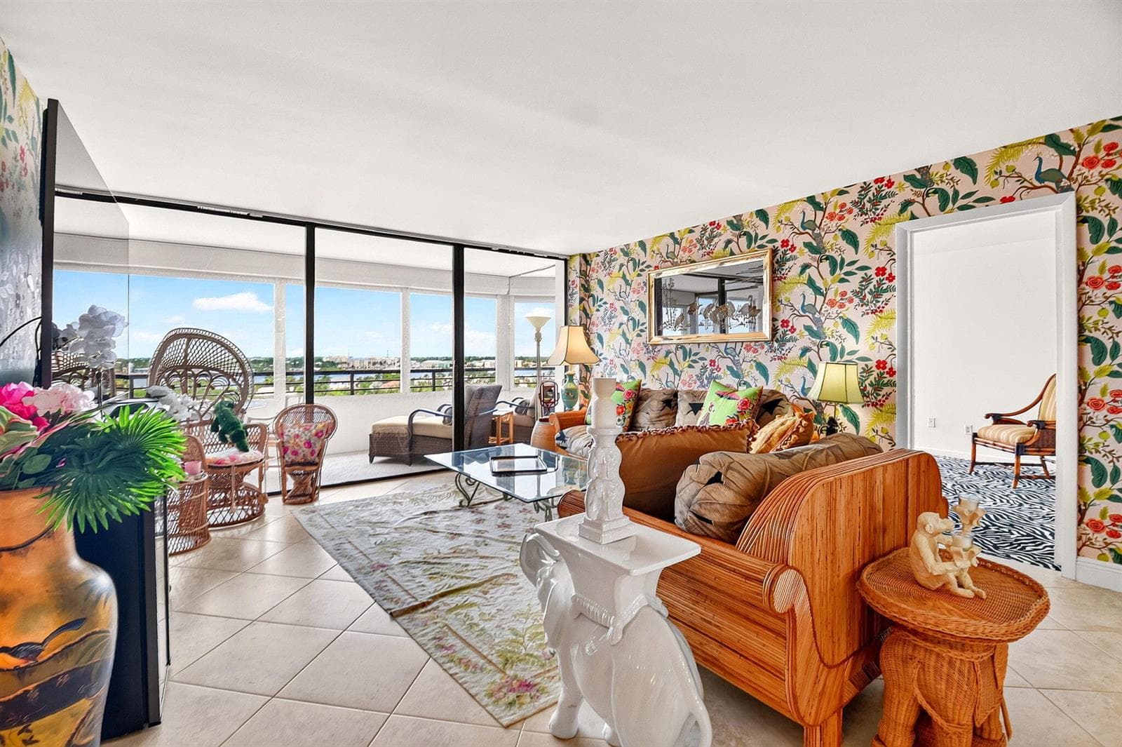 3589 S Ocean Boulevard 908 photo 5