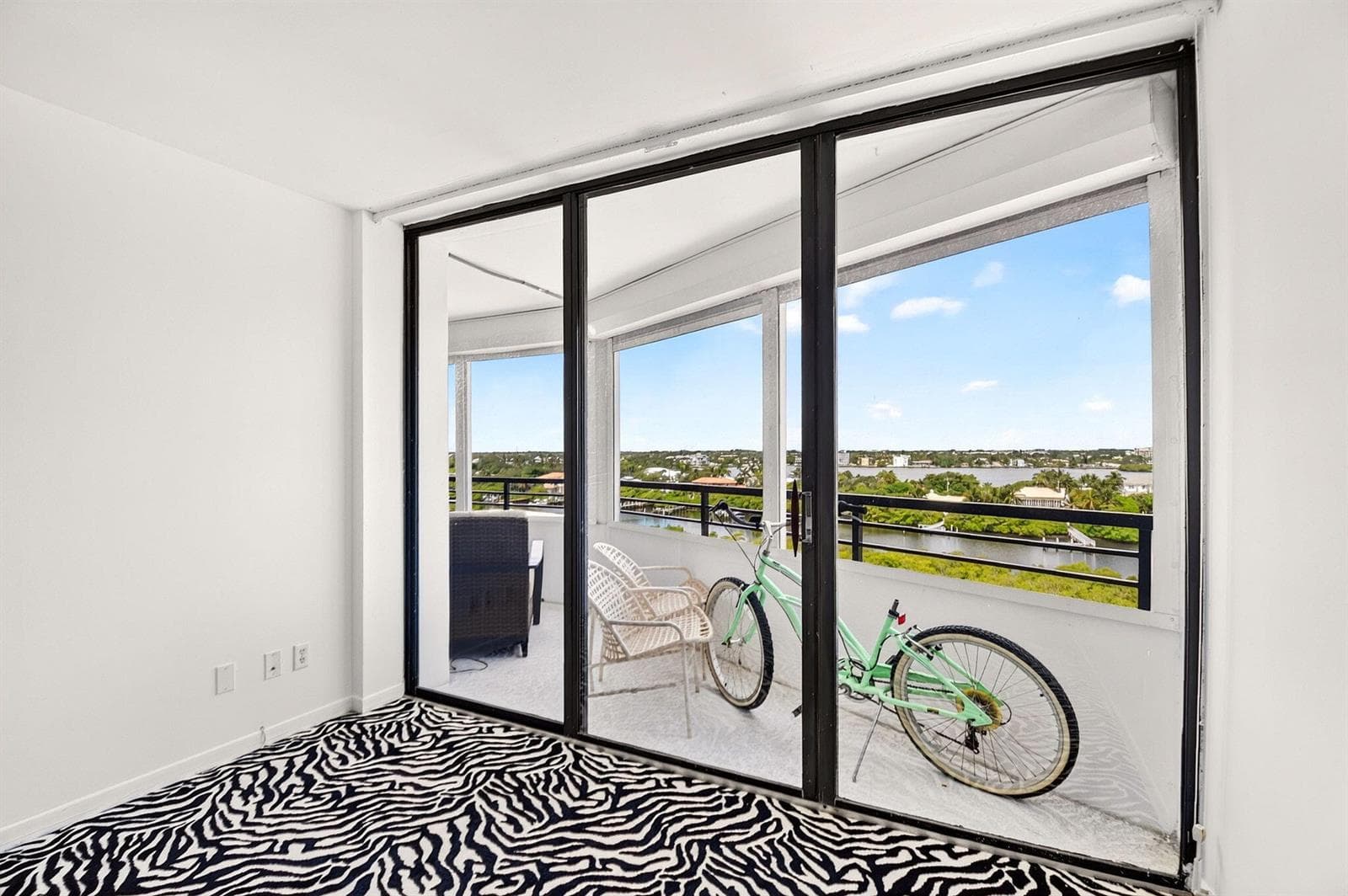 3589 S Ocean Boulevard 908 photo 24