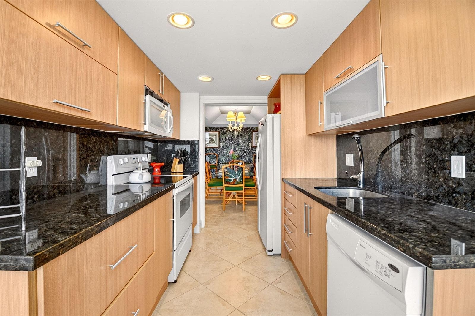 3589 S Ocean Boulevard 908 photo 15