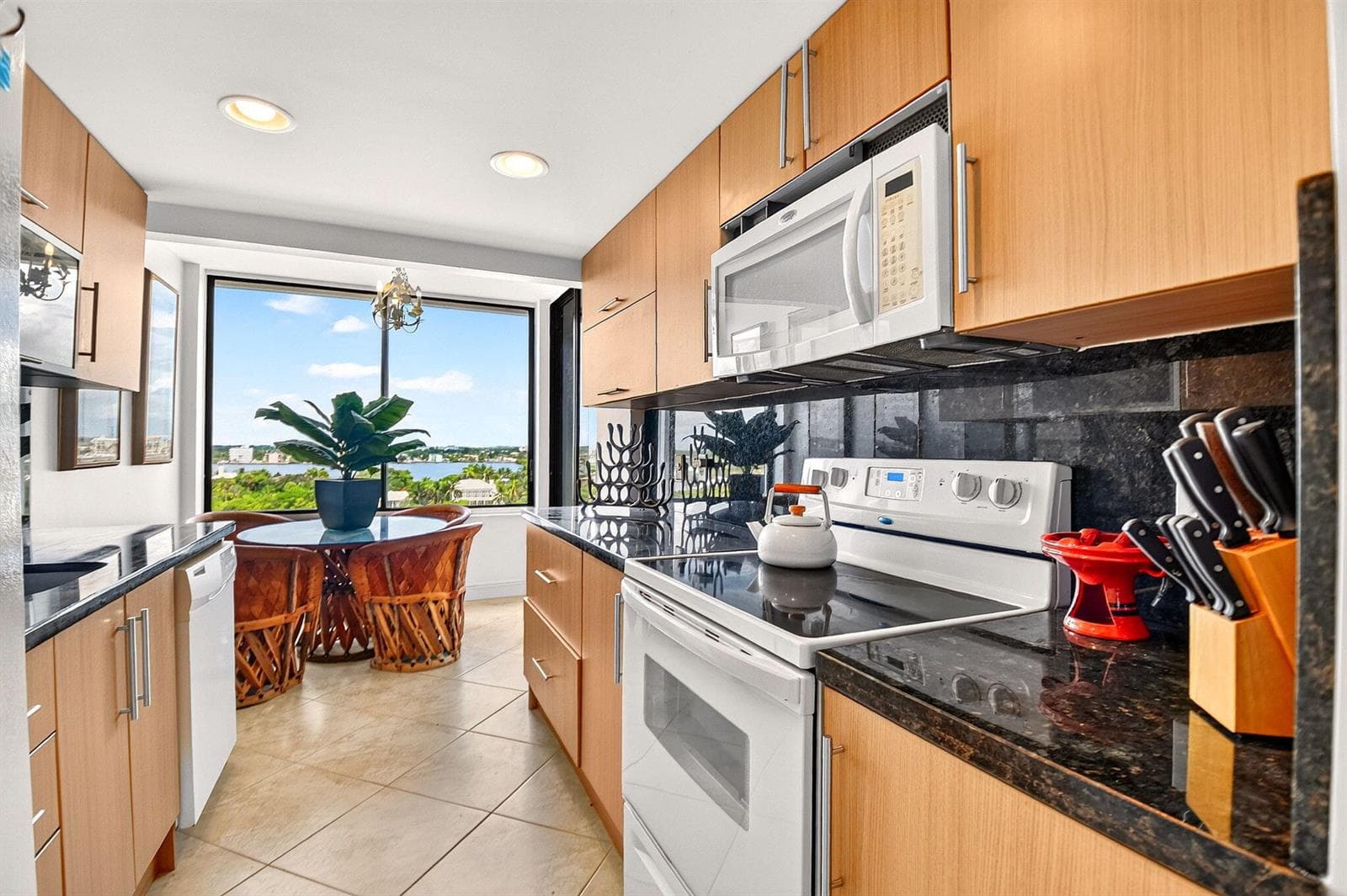 3589 S Ocean Boulevard 908 photo 11