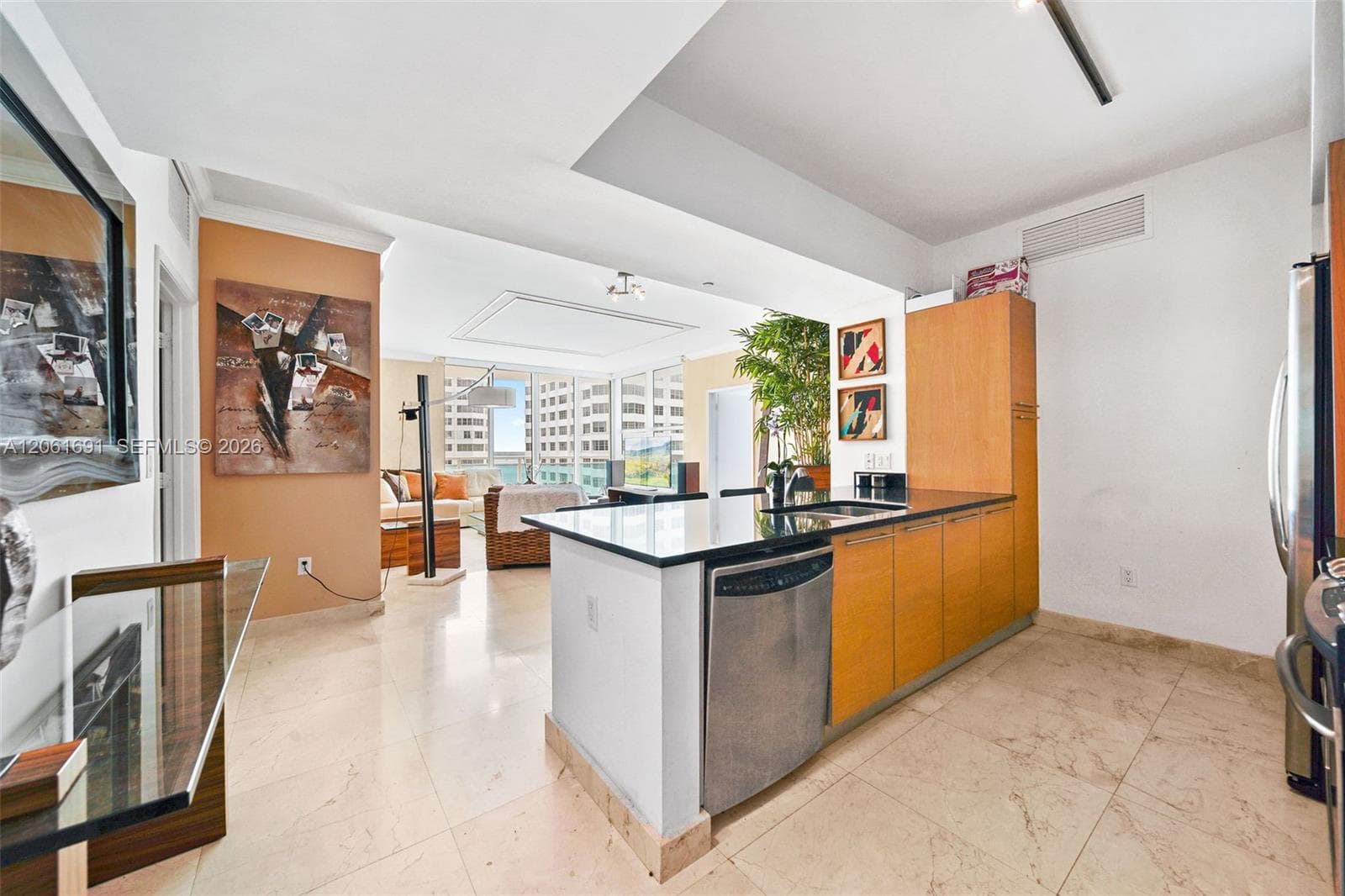 950 Brickell Bay Dr 1211 photo 3