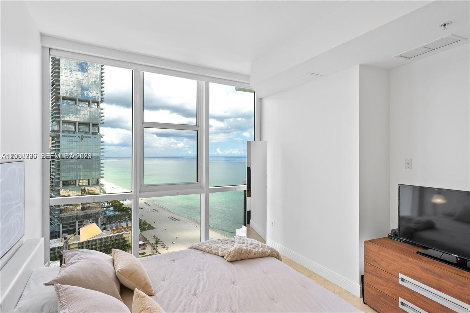 18201 Collins Ave 3702 photo 13