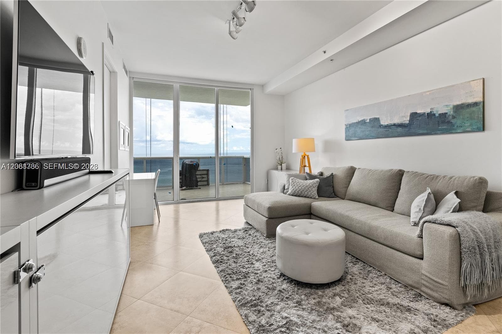 18201 Collins Ave 3702 photo 1