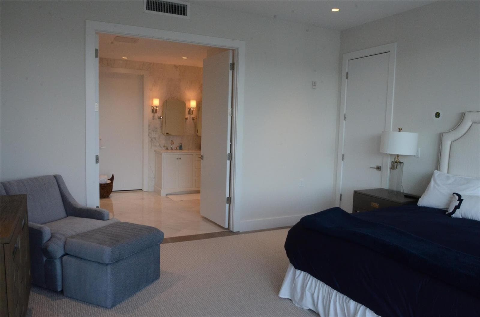 80 HENDRICKS Isle 302 photo 13