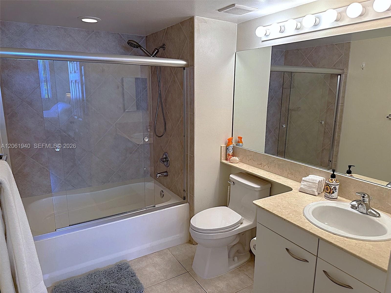 2080 S Ocean Drive 1606 photo 12