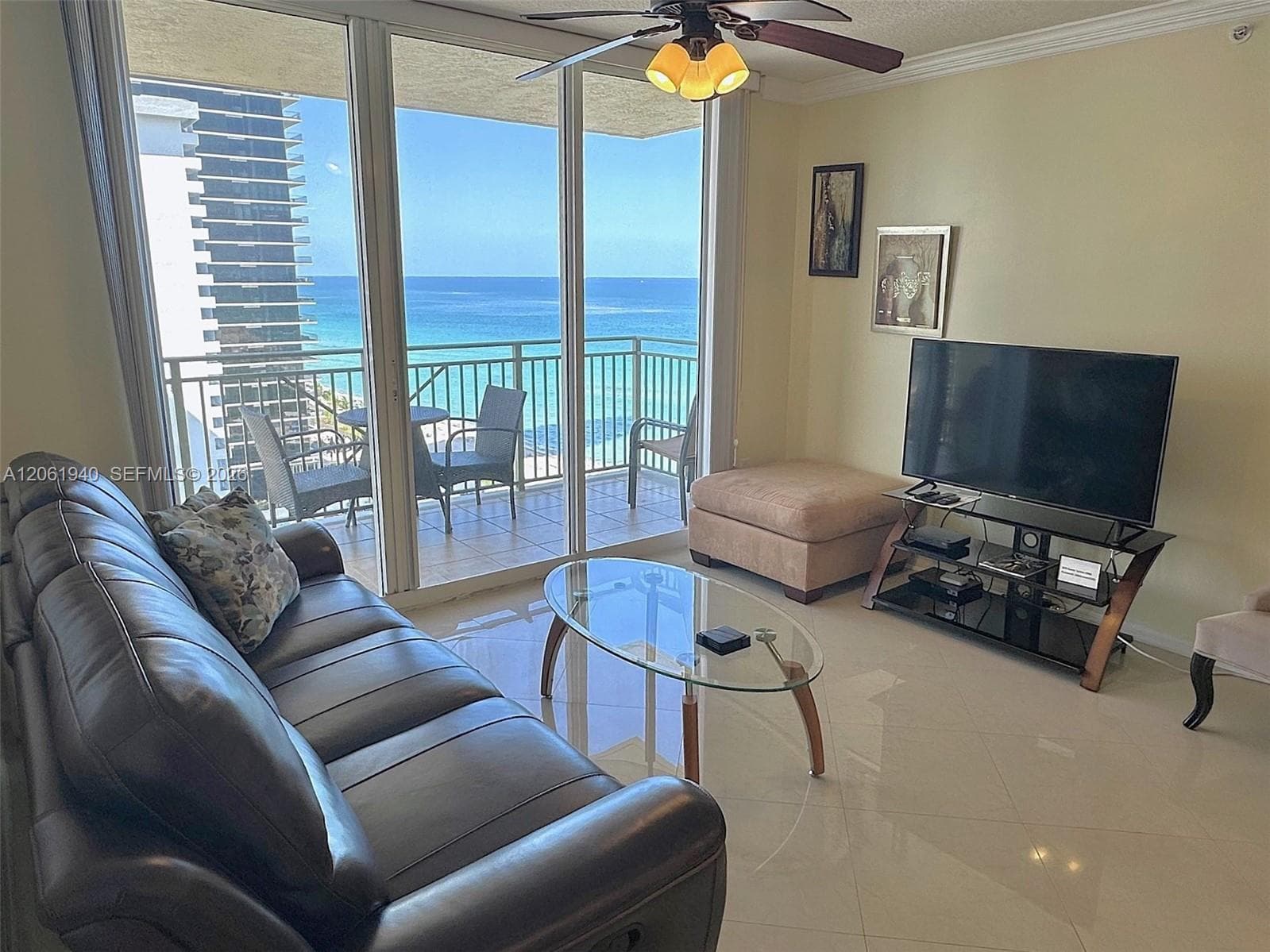 2080 S Ocean Drive 1606 photo 3
