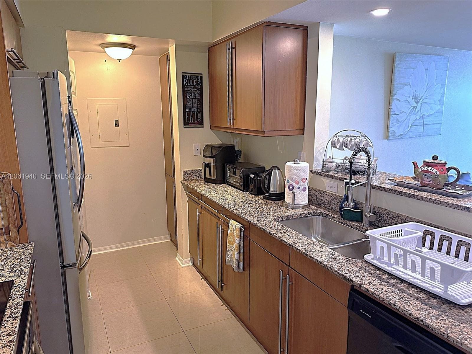 2080 S Ocean Drive 1606 photo 5