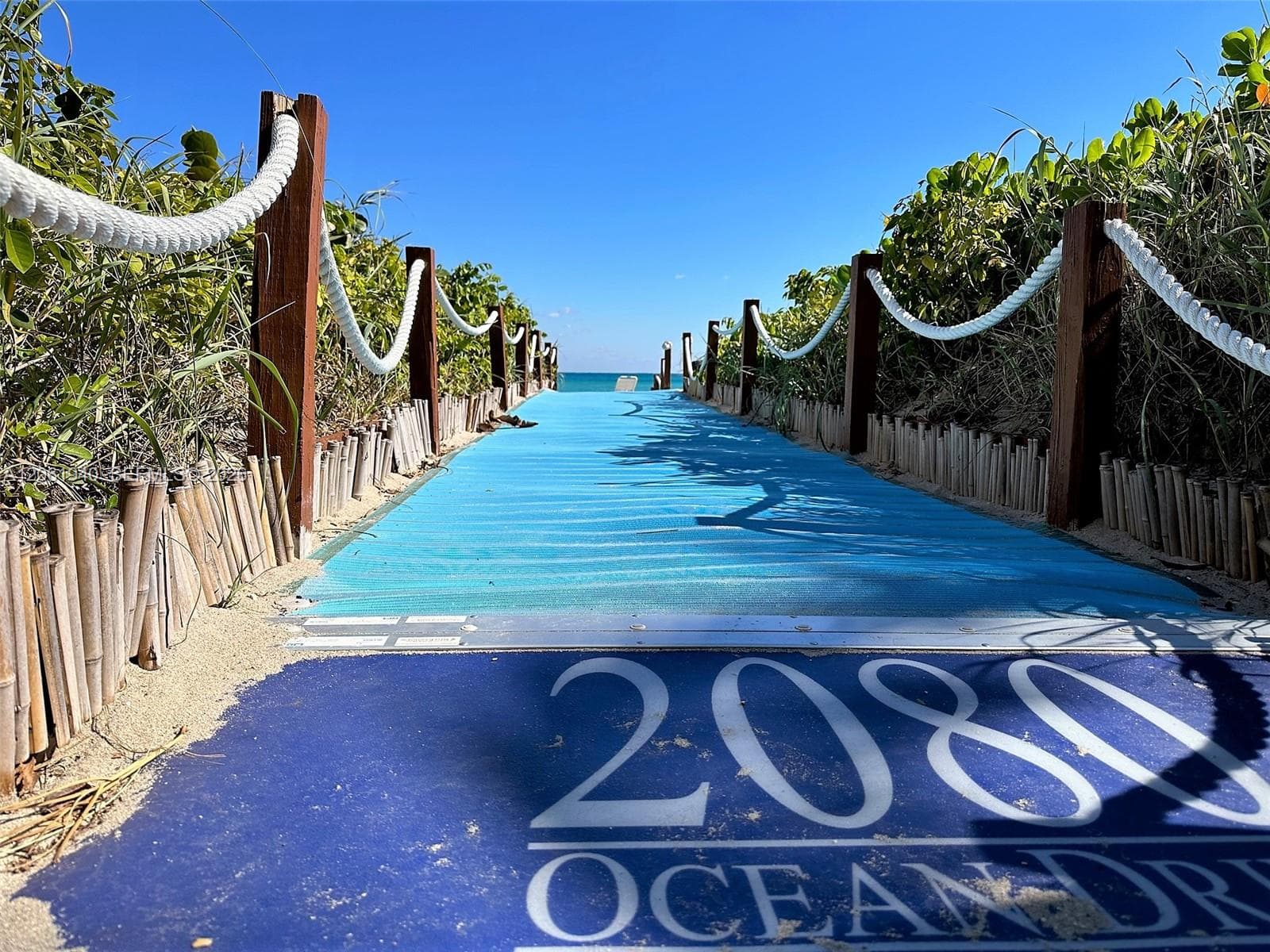 2080 S Ocean Drive 1606 photo 20