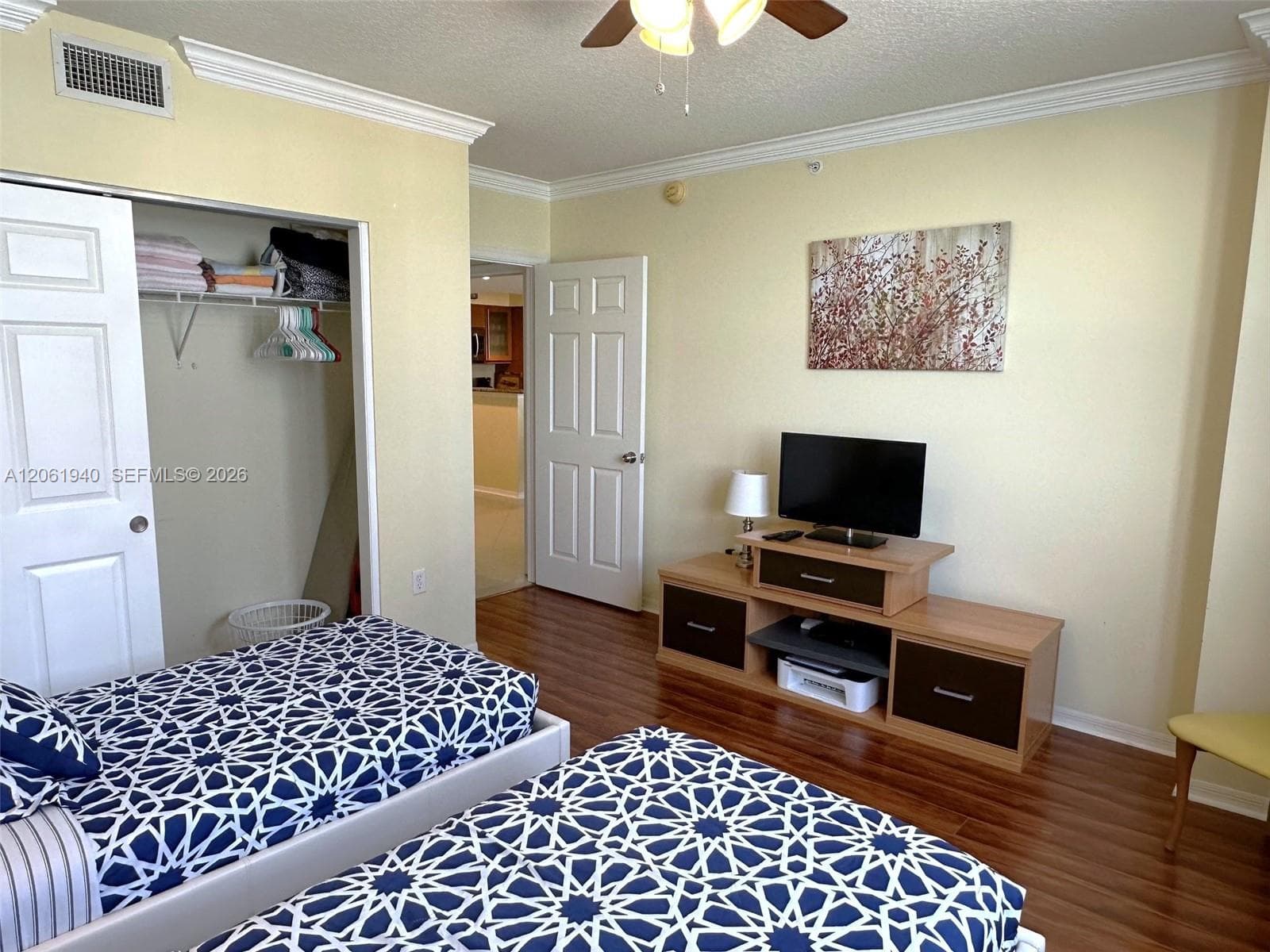 2080 S Ocean Drive 1606 photo 14