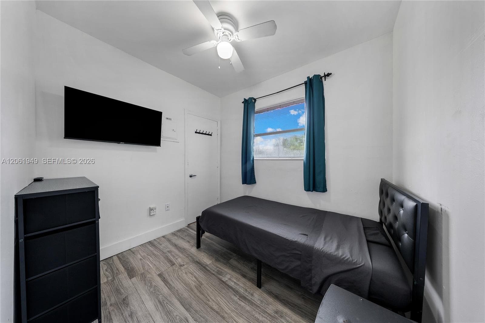 1289 Marseille Dr 45 photo 12