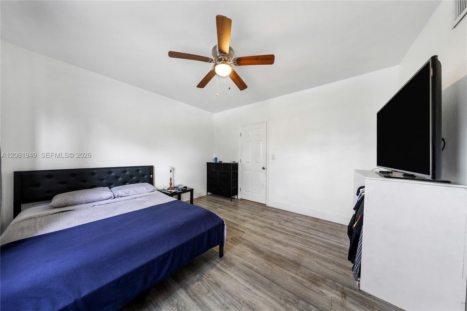 1289 Marseille Dr 45 photo 10