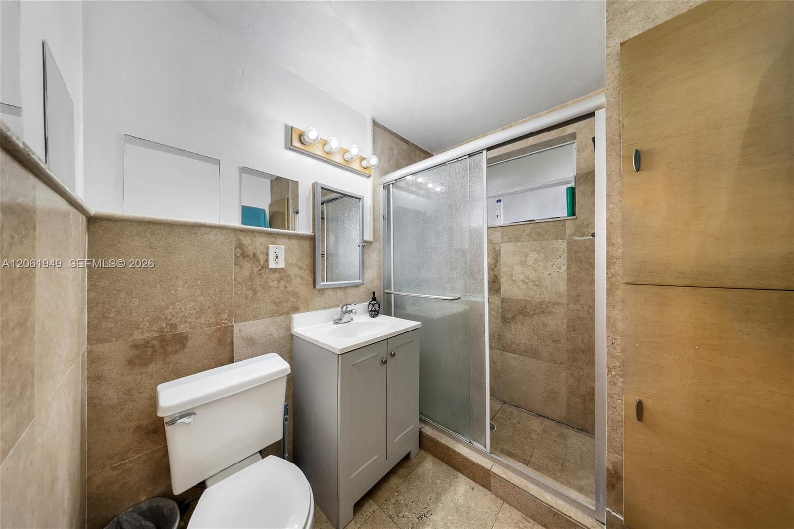 1289 Marseille Dr 45 photo 14
