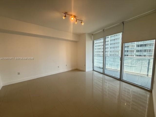 475 Brickell Ave 2411 photo 7