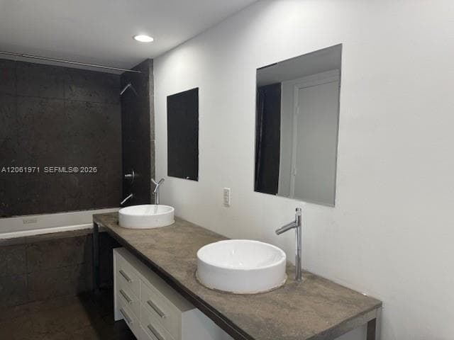 475 Brickell Ave 2411 photo 10