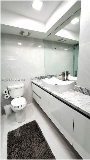 3725 S Ocean Dr 1507 photo 5