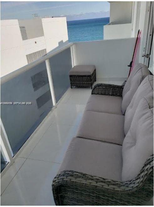 3725 S Ocean Dr 1507 photo 9