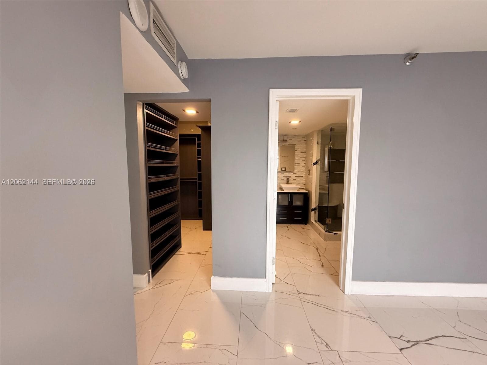 290 174th St 1005 photo 13