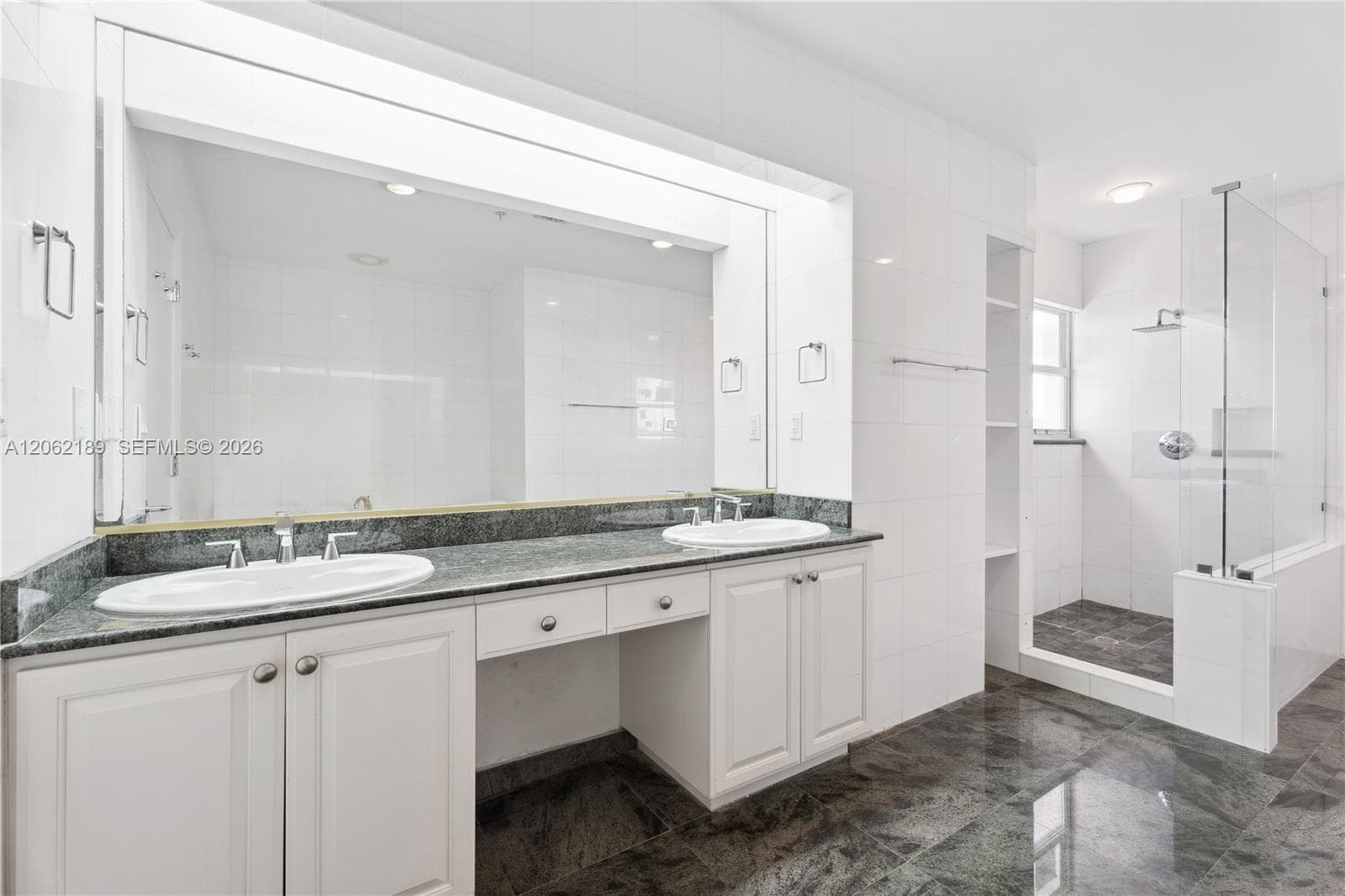 1402 Brickell Bay Dr 1601 photo 12