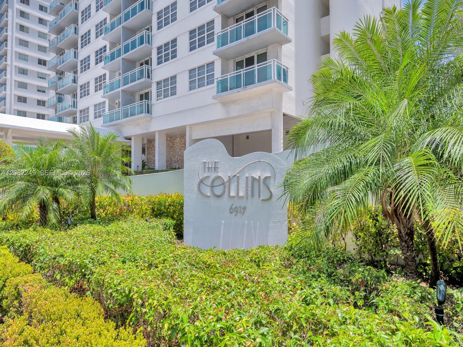 6917 Collins Ave 815 photo 2