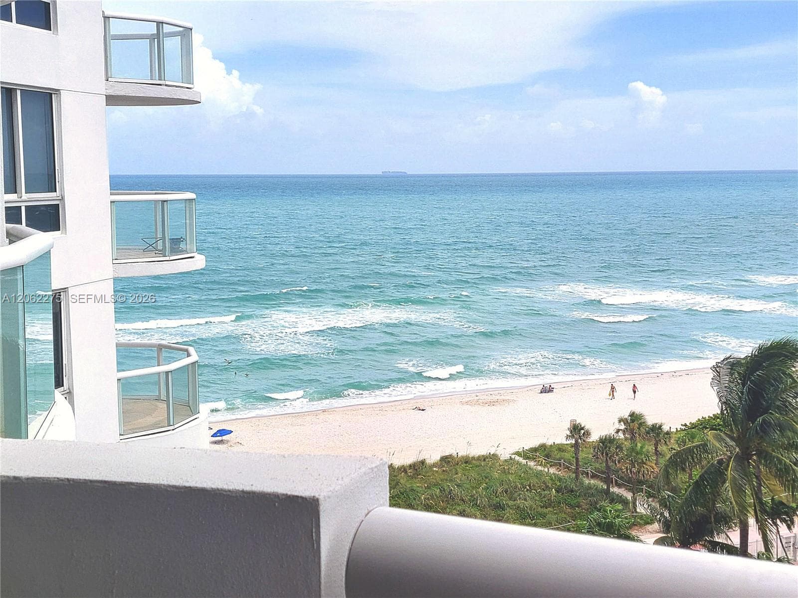 6365 Collins Ave 905 photo 1