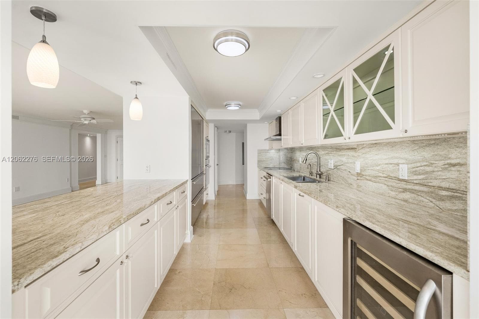 600 Grapetree Dr 11DN photo 9