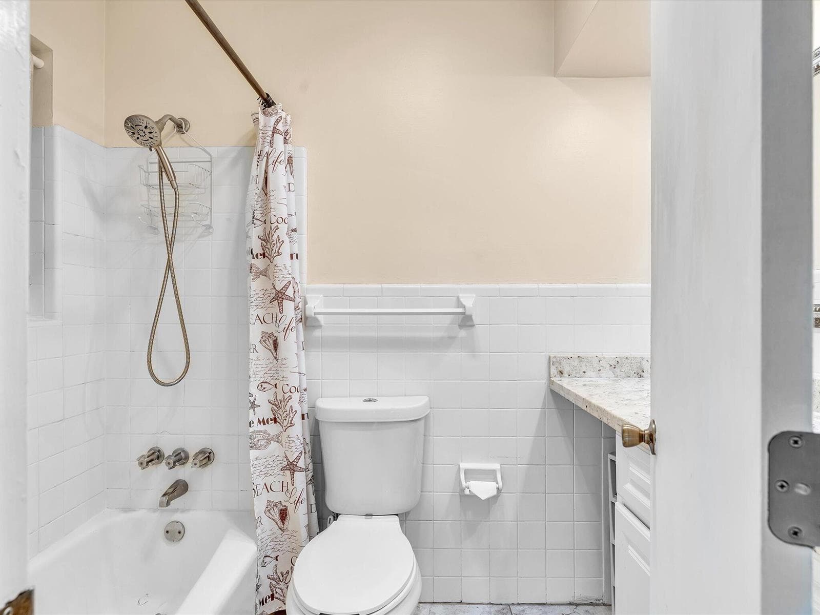 461 SE 19th Avenue 1 photo 23