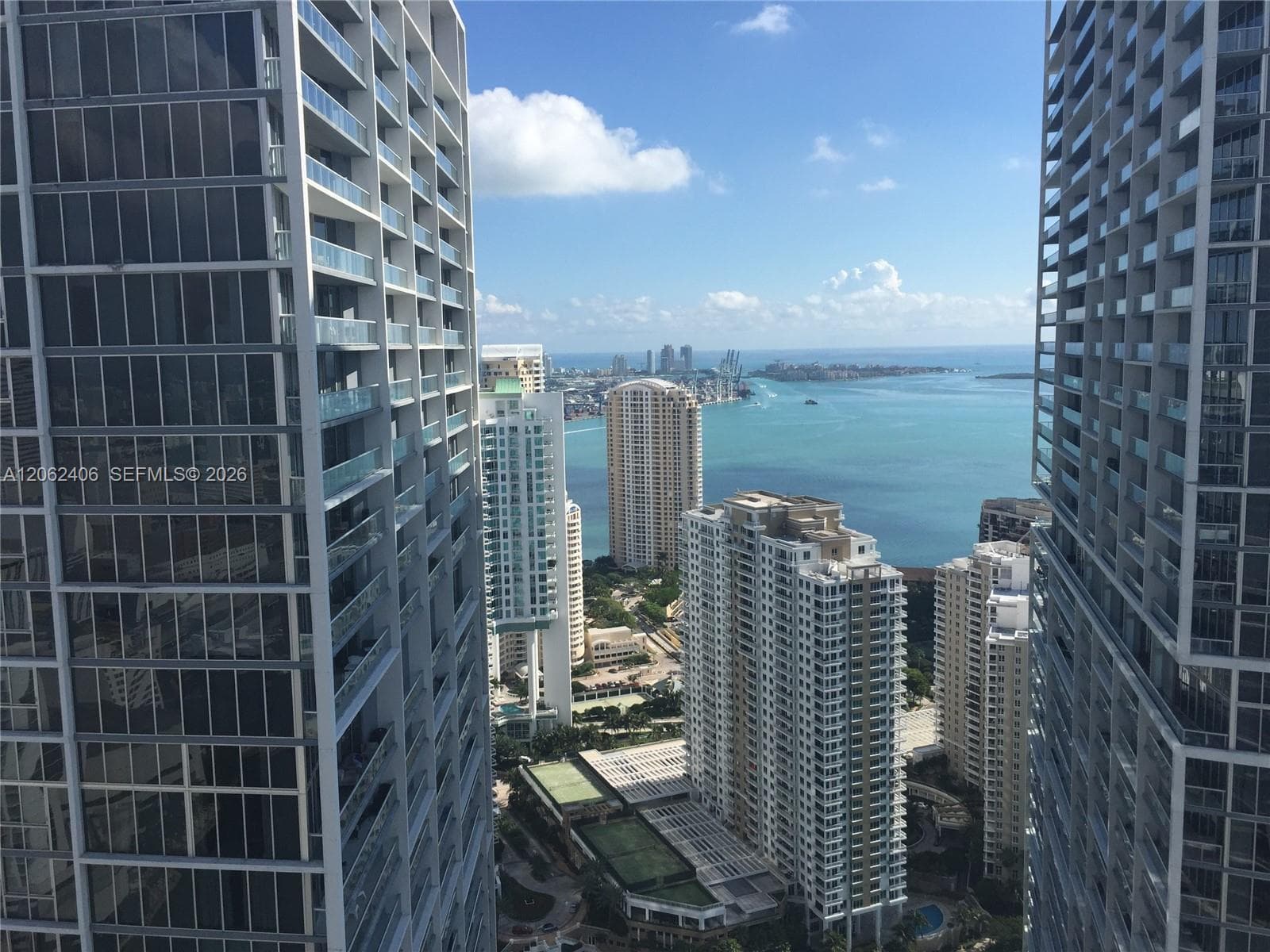 485 Brickell Ave 4711 photo 17