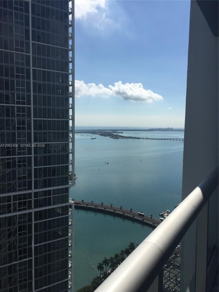 485 Brickell Ave 4711 photo 16