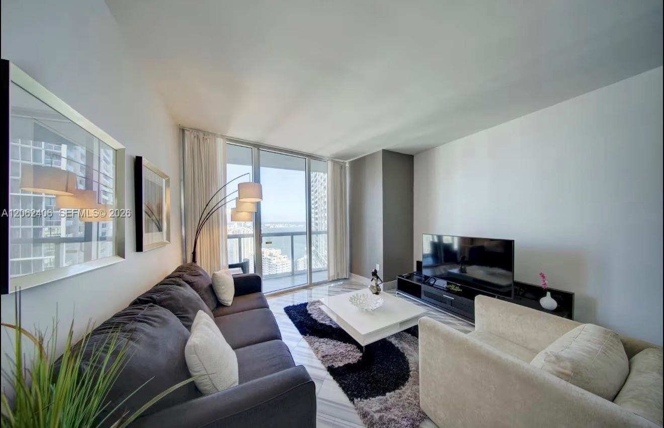 485 Brickell Ave 4711 photo 7