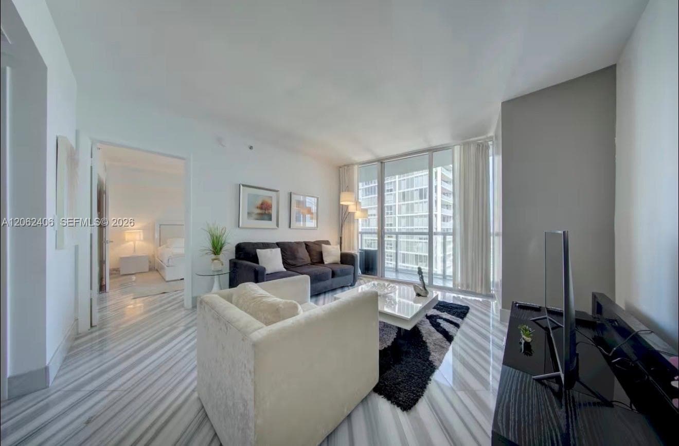 485 Brickell Ave 4711 photo 8