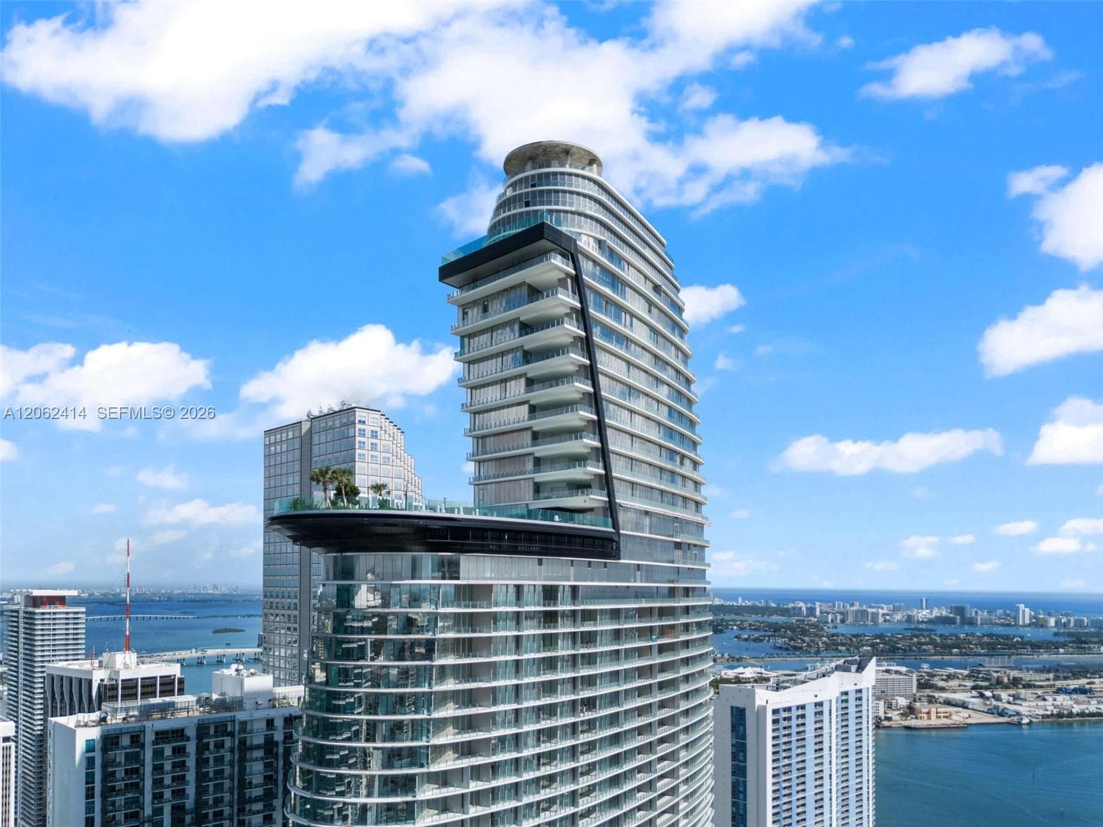300 Biscayne Blvd Way 1708 photo 2