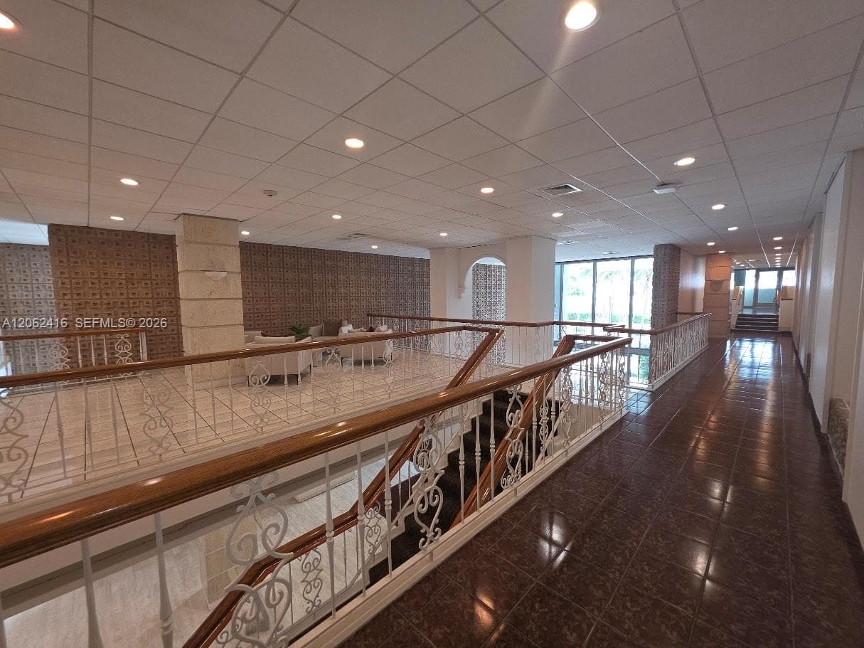 2899 Collins Ave 940 photo 12