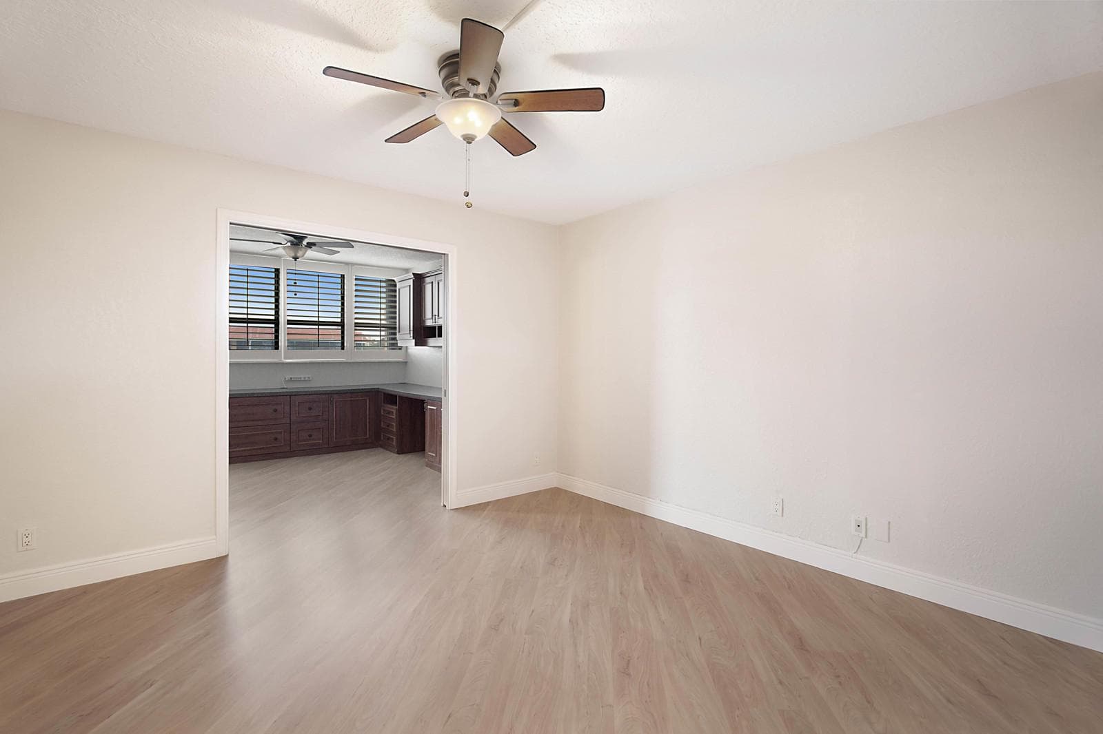 800 Jeffery Street 409 photo 12