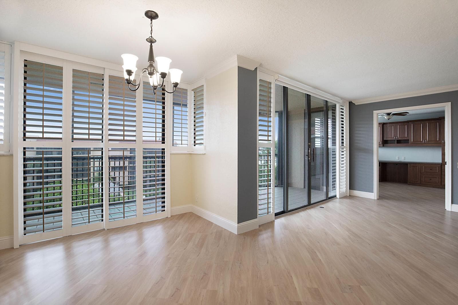 800 Jeffery Street 409 photo 10