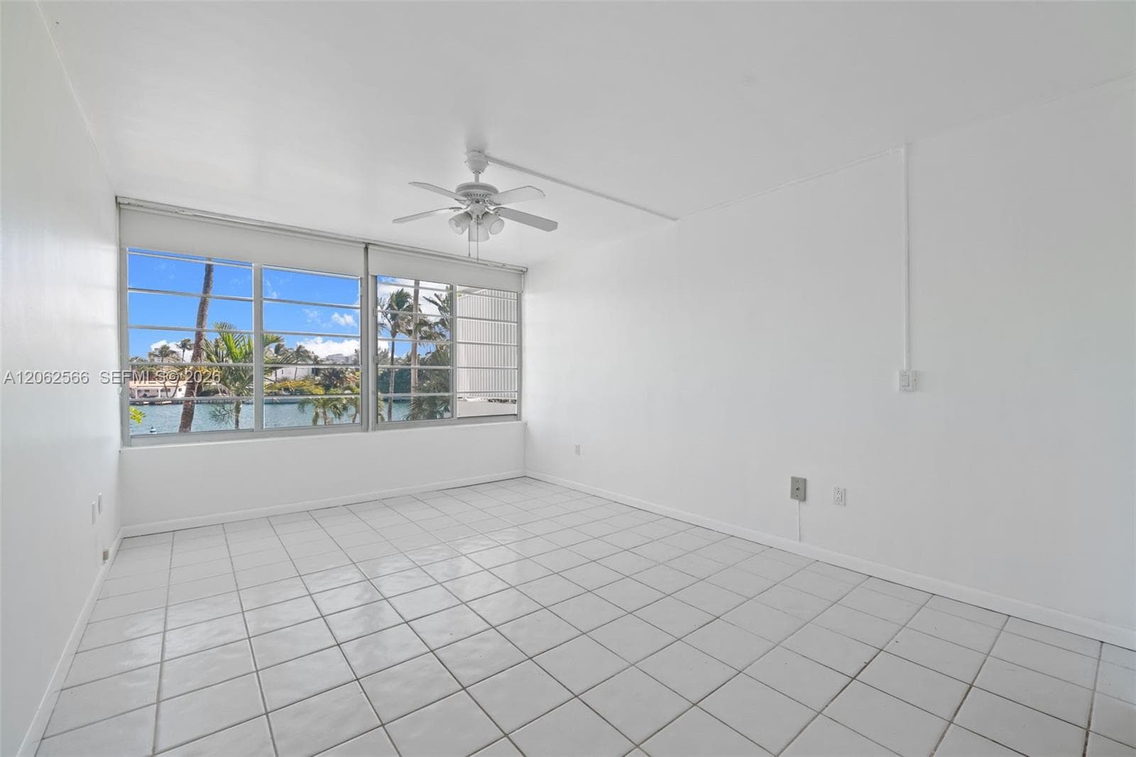 9101 E Bay Harbor Dr 204 photo 14