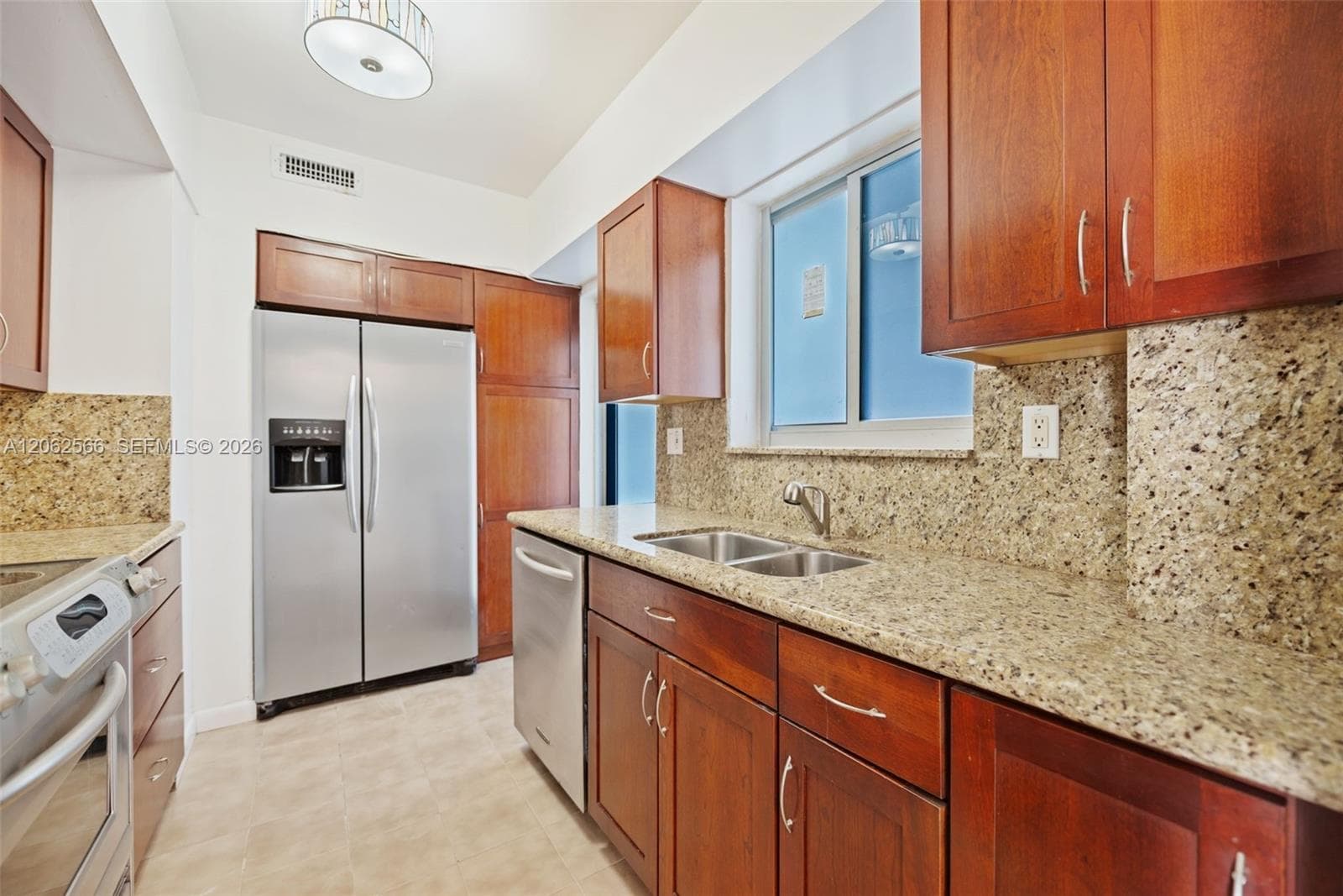 9101 E Bay Harbor Dr 204 photo 11