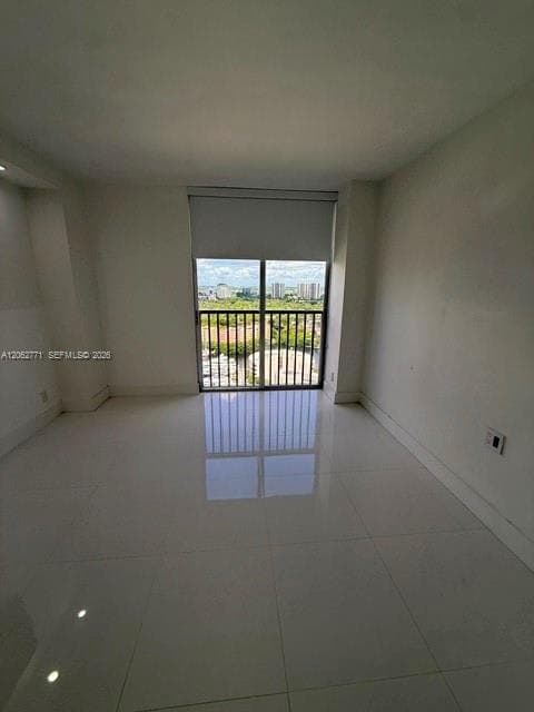 19707 Turnberry Way 24B photo 21