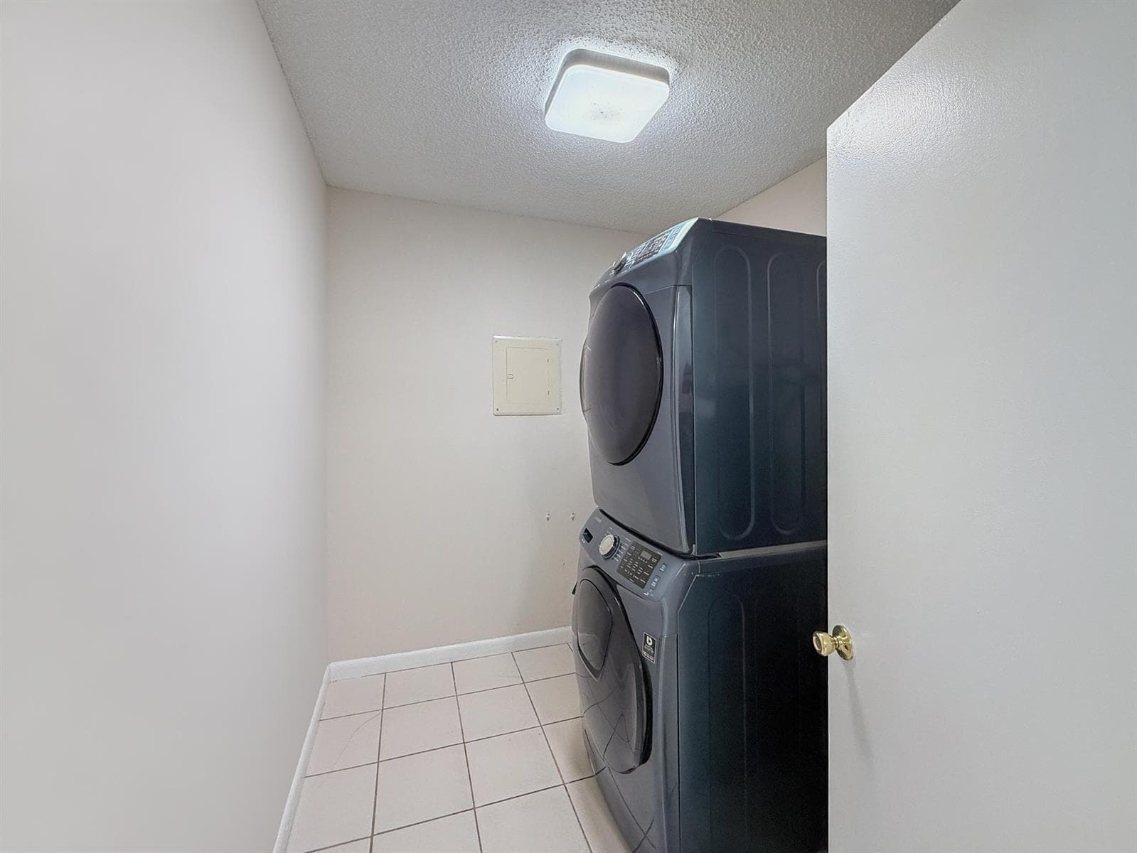 5365 Cannon Way photo 23