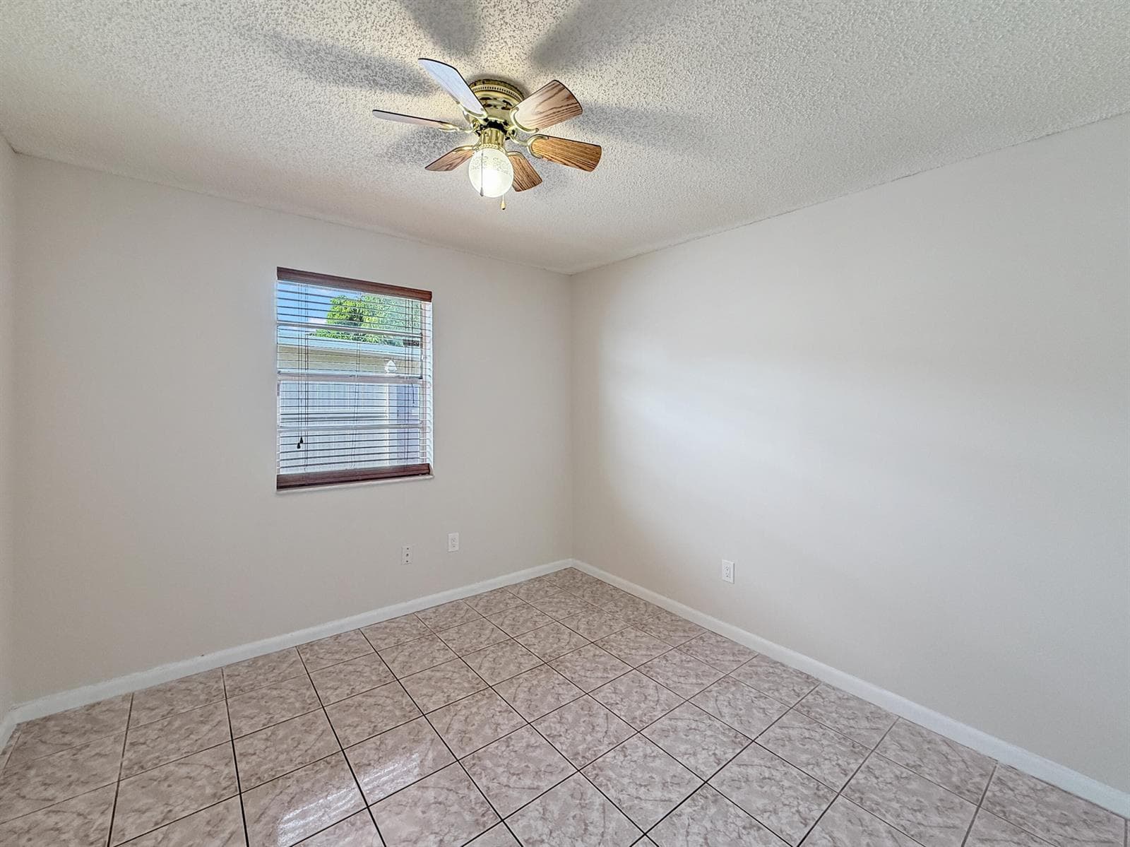 5365 Cannon Way photo 17