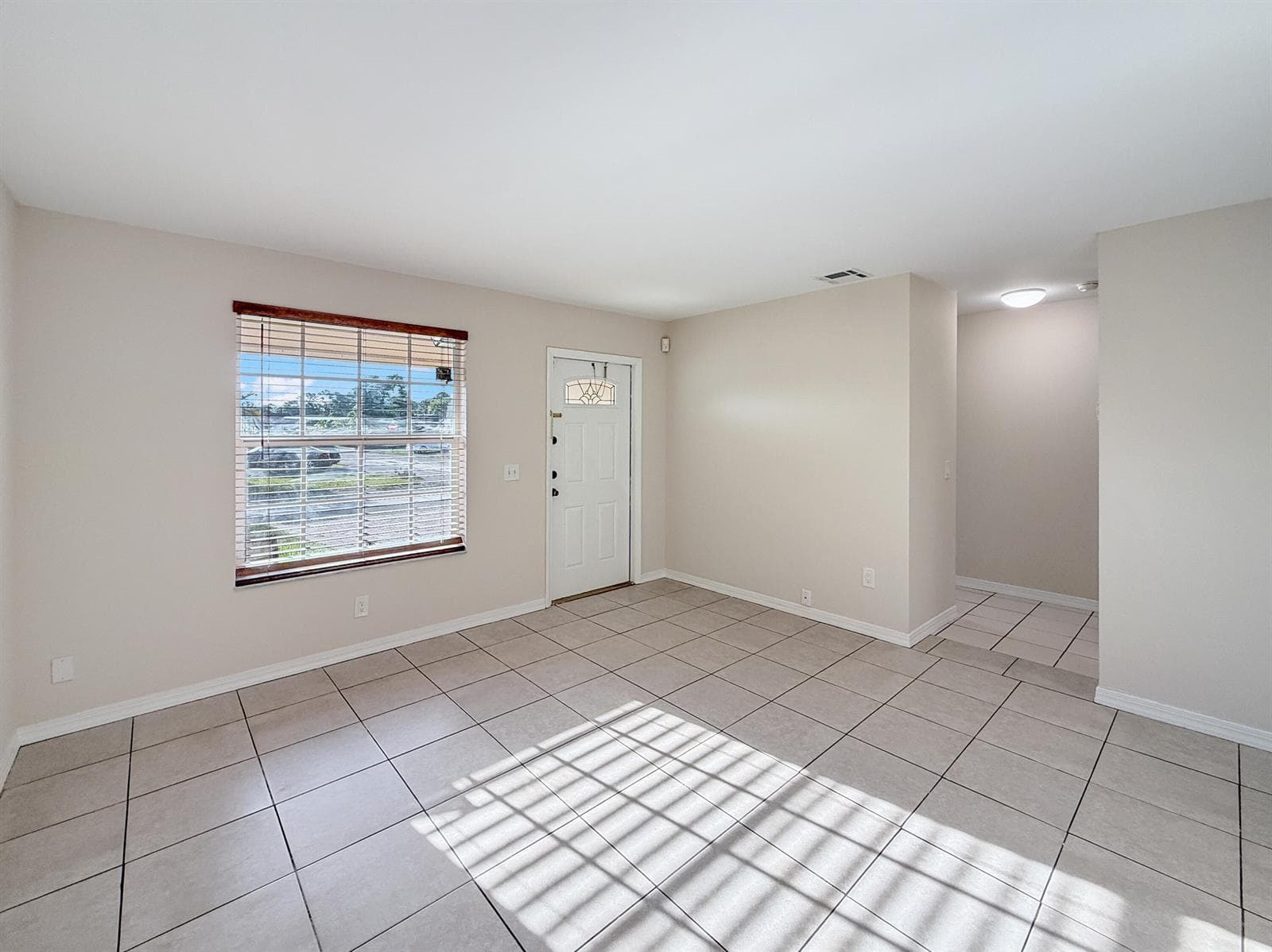 5365 Cannon Way photo 8