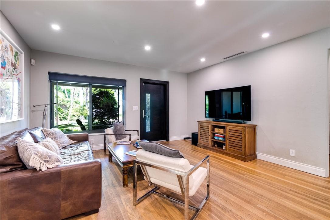 1132 NE 105TH Street photo 17