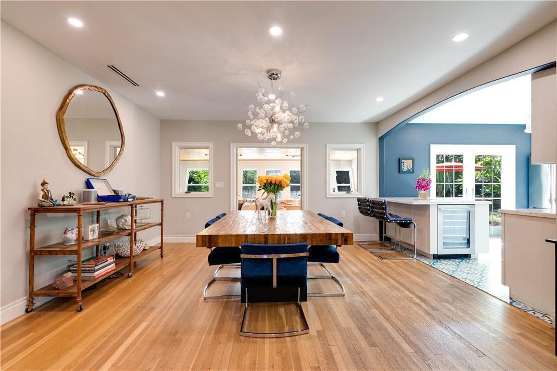 1132 NE 105TH Street photo 5