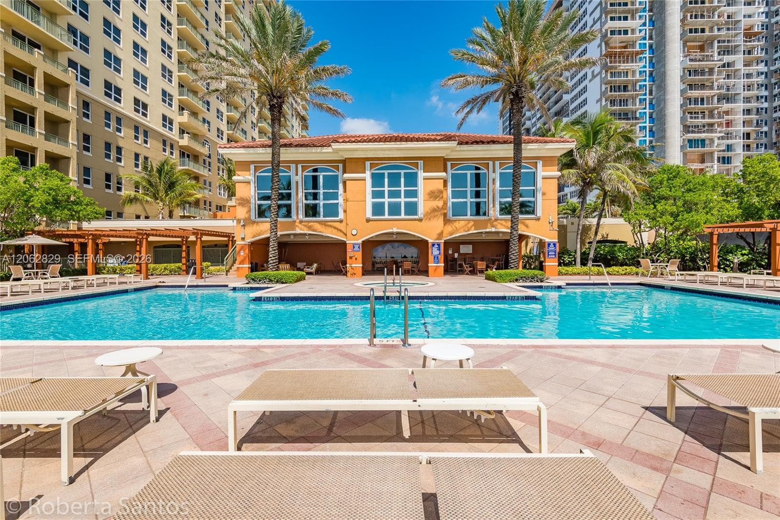 2080 S Ocean Dr 804 photo 7