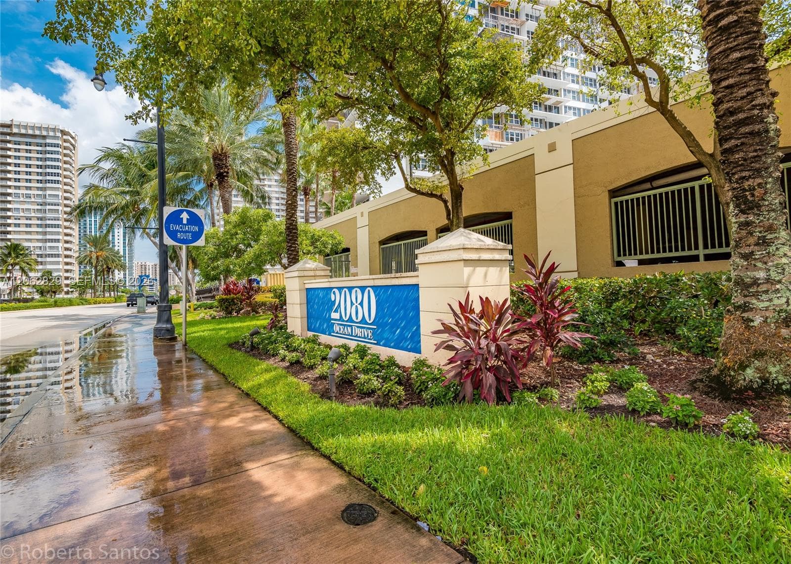 2080 S Ocean Dr 804 photo 1