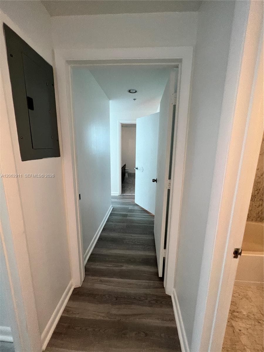 244 Biscayne Blvd 2609 photo 14