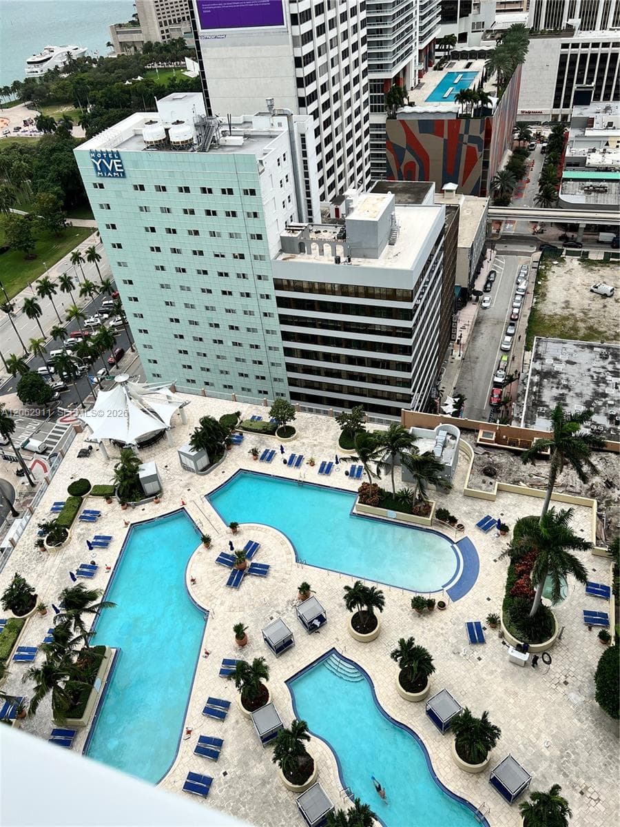 244 Biscayne Blvd 2609 photo 19