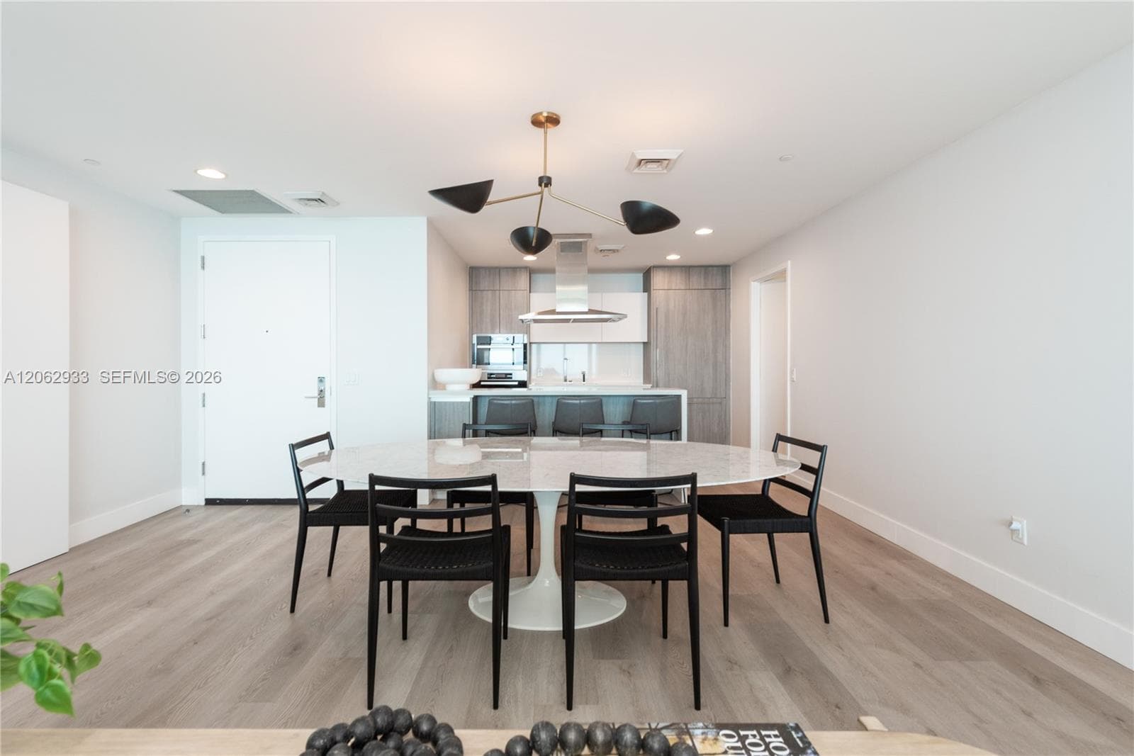 360 Ocean Dr 904S photo 7